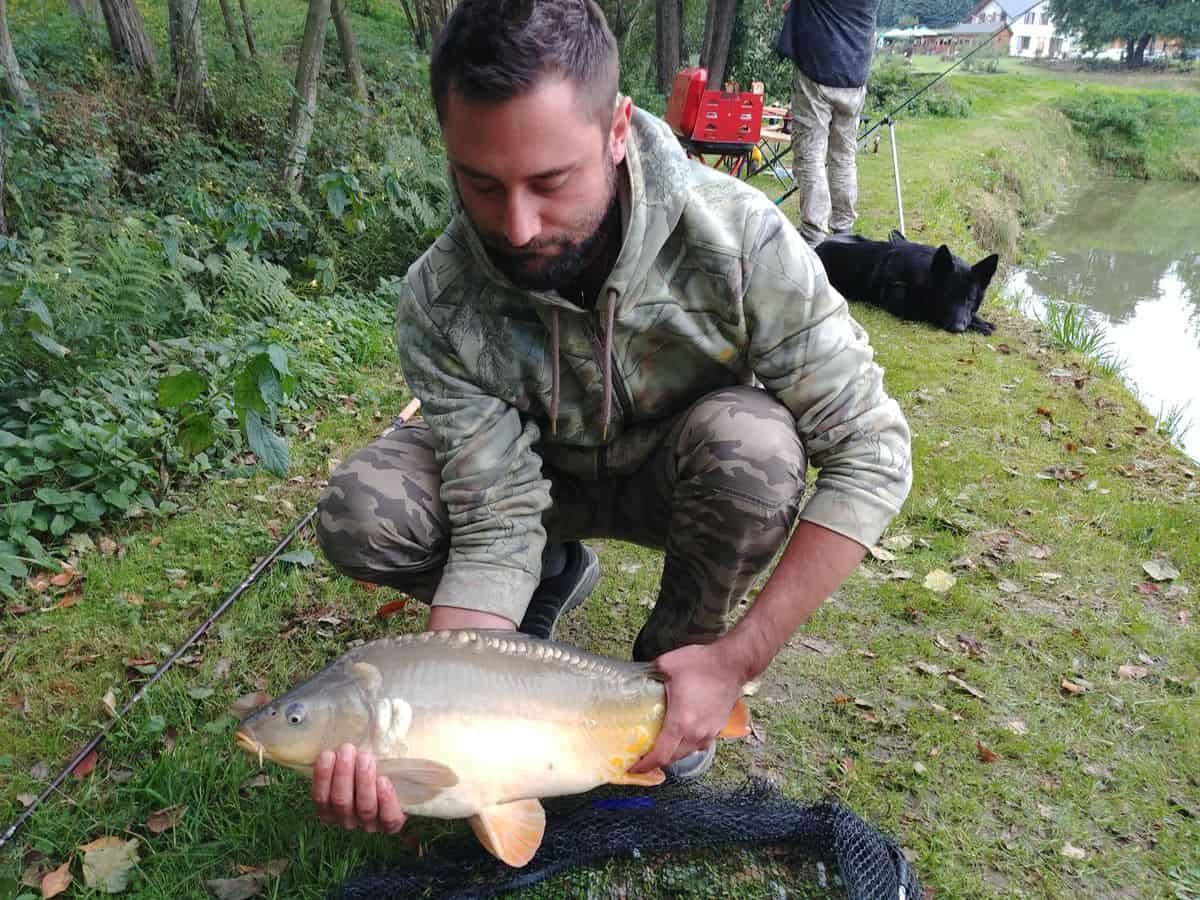Łowienie na metodę feeder - wszystko co chciałbyś wiedzieć