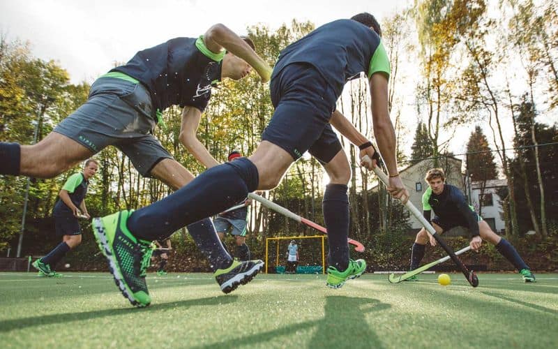 gra w hokeja na trawie