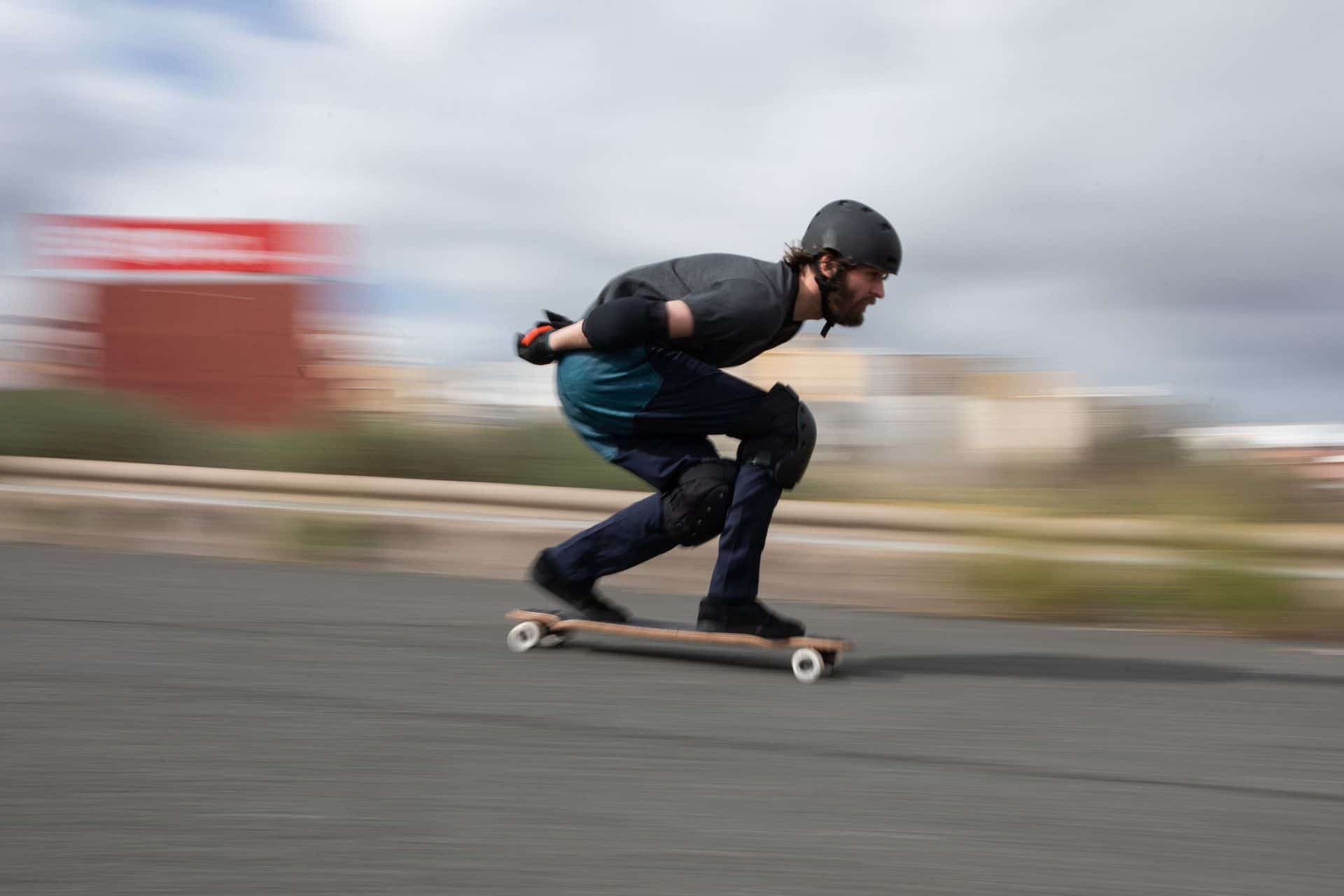 Ochraniacze na deskorolkę. Jakie wybrać, aby były bezpieczne i komfortowe?